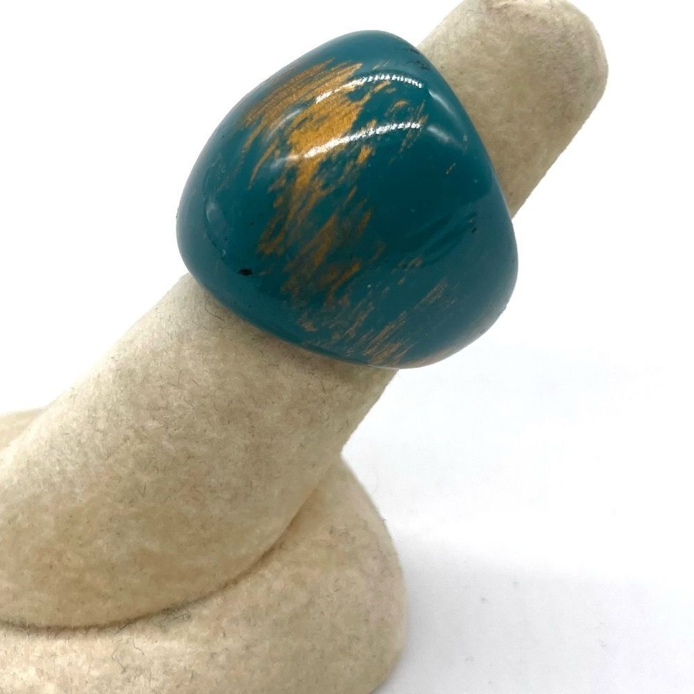 Acrylic Turquoise Ring - Picture 2 of 4
